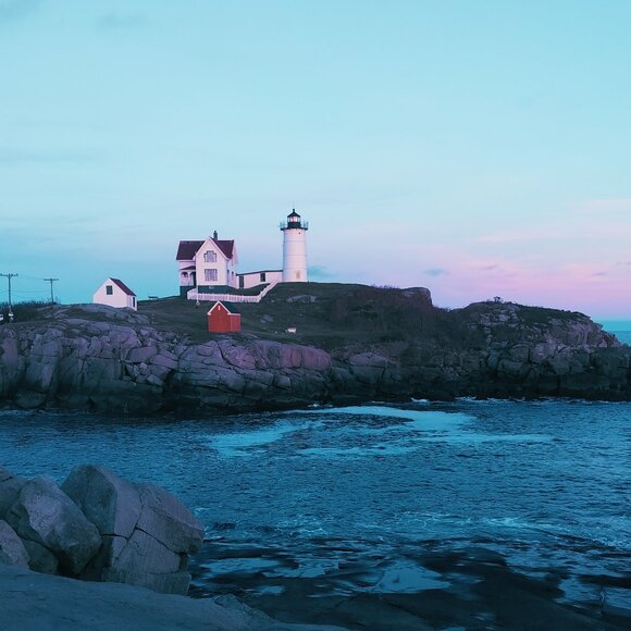 Meet your Posher, Kristin - Picture 1 of 1